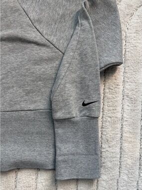 NIKE SMALL Soft Heather Gray Pullover Hoodie